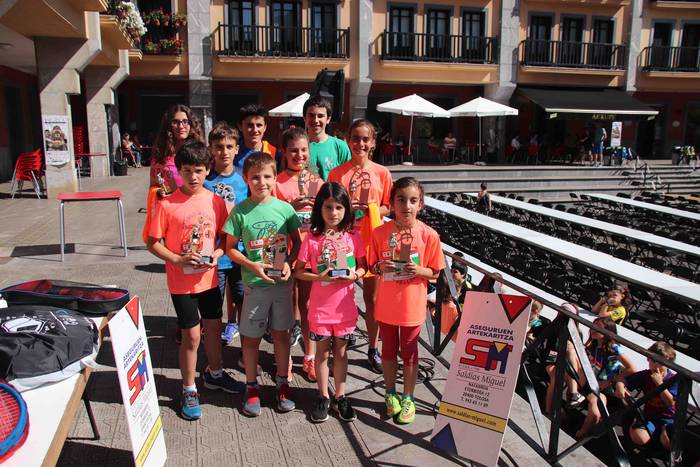 Anoetako haur krosa 94 1529747048753