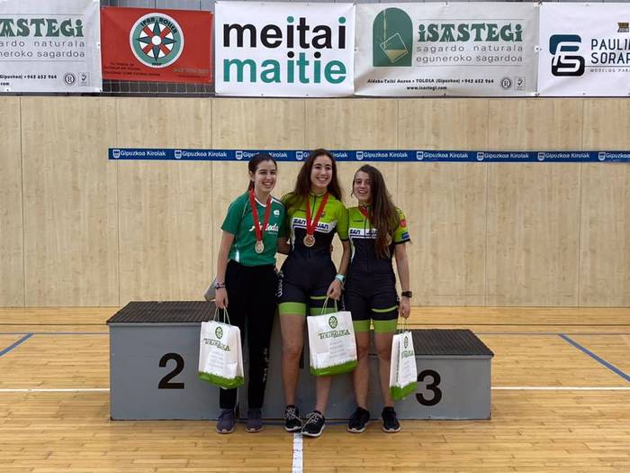 V. Irristaka Indoor Saria 14 1577393173731