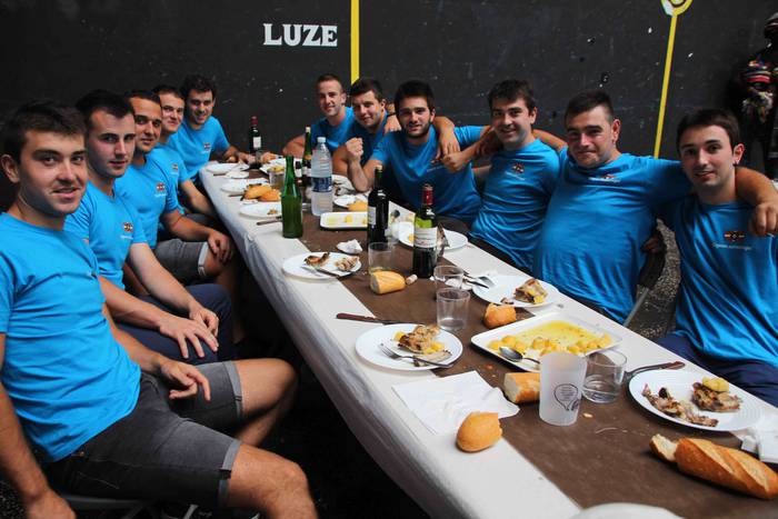 Amezketako festetako Kuadril 18 1661534983059