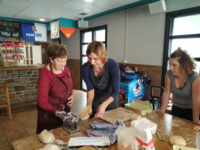 Pasta freskoa egiteko tailer 6 1572092877725