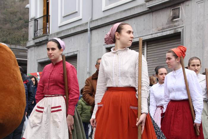 Sueltoan dabiltza 17 1521909828864