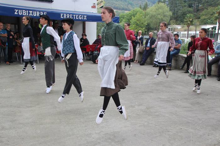Ikaztegieta Pilareko eguna Sutarri 3 1476272018601