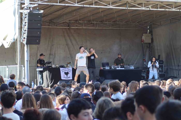 Jende ugari elkartu da euska 40 1664733774436