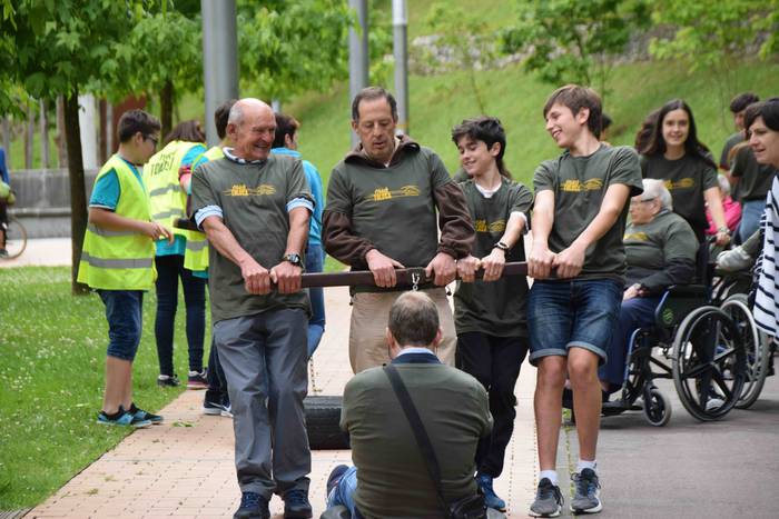 Haur eta helduen arteko II.  110 1560343319392