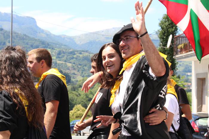 ZIZURKILGO JAIAK 2017. TXUPI 5 1502547331861