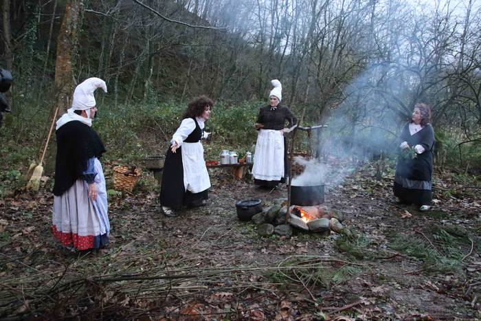 Olentzaroaren magian murgild 44 1577038531629