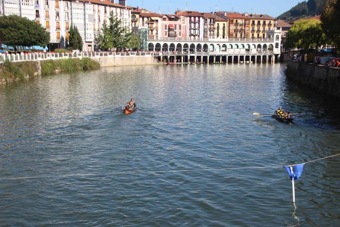 V. Elkartasun Estropada Tolo 38 1537017427373