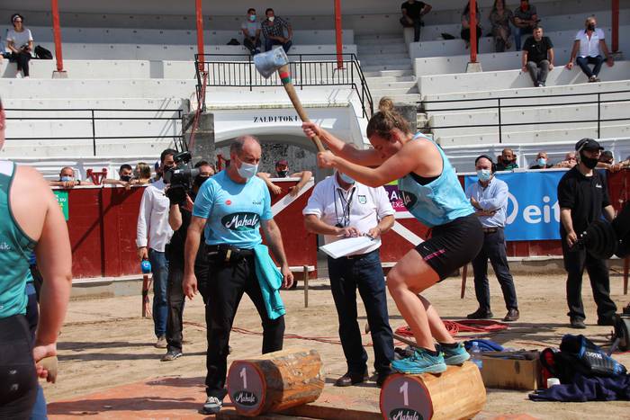 Luzia Orbe eta Garazi Arruti 27 1624128858651