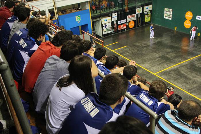 Altuna-Artola ligaxkako lehen partida 81 1445033144348