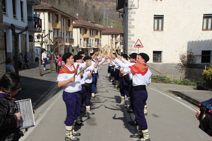 Talai dantzariak herrian zeh 22 1488122234969