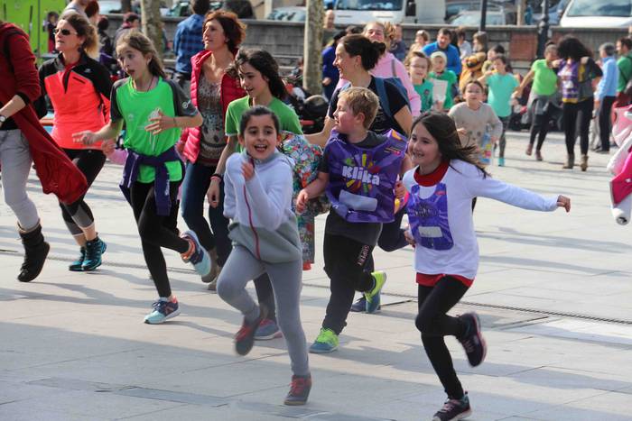 Txikienek eman diote hauspoa 23 1555155534943