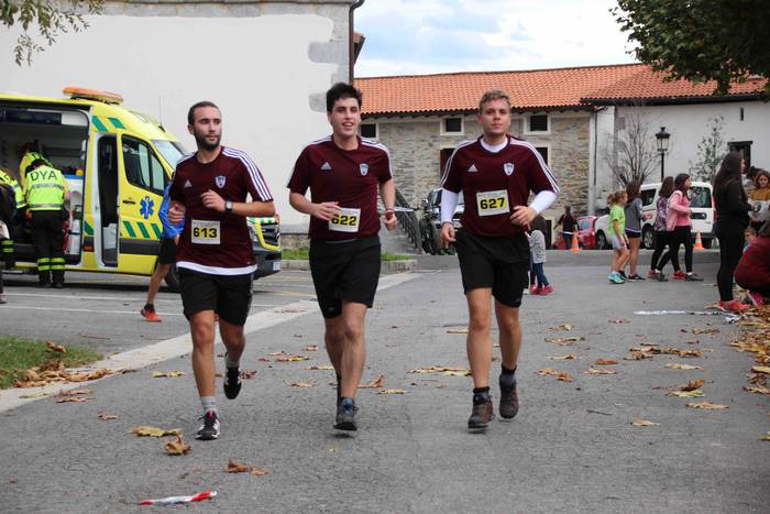 Iñaki Olano eta   irabazle E 100 1571509836362