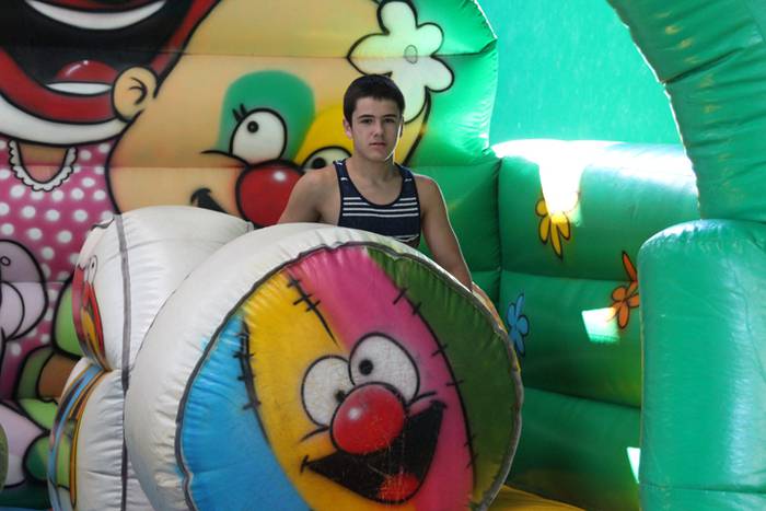 Festak hastearekin batera, j 16 1502727320262