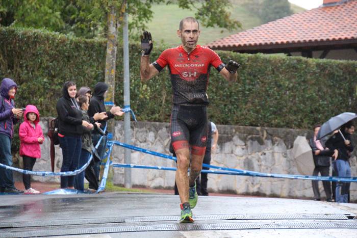 Lokaztuta Amasako XXIV. mendi duatloia 152 1477236571972