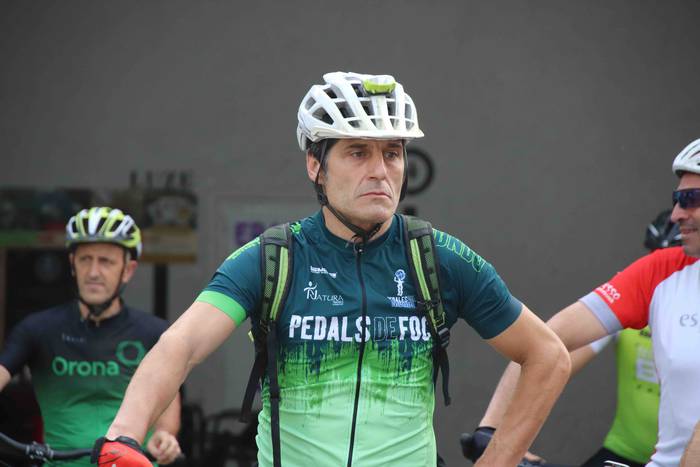 Mendi bizikleta lasterketare 13 1660377593225