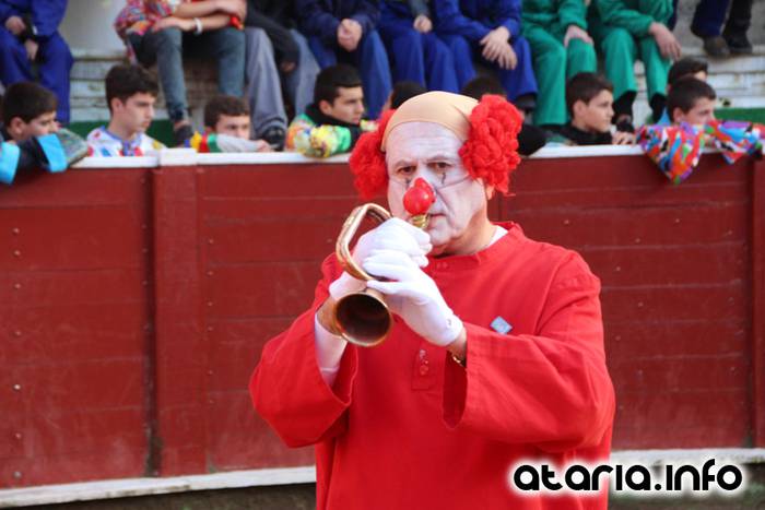 ostegun gizena 2016 zezen plaza 85 1454608287360