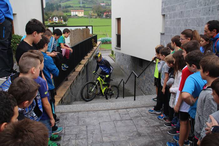 Amasako jaiak 2015 16 1447516079683