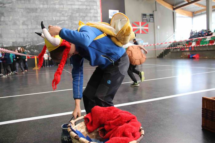 Kirola eta jolasa bat eginik 9 1576329735239