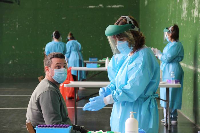 1.100 proba inguru egitea au 6 1605351400810