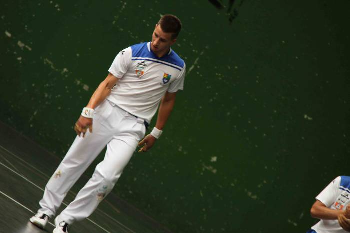 Elola-Etxeberria bikotearent 56 1594495151235