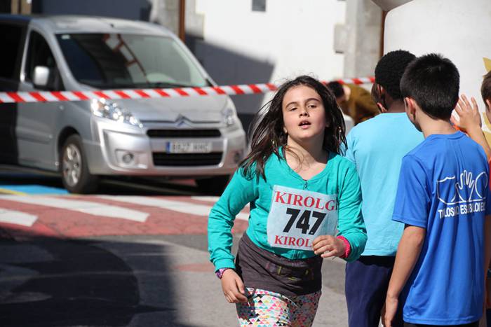 Haur, gazte eta heldu krosea 63 1491742160050