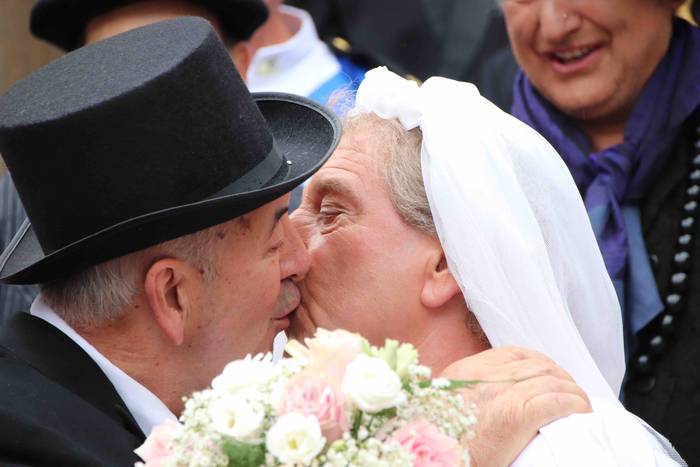 Ezkontza konpartsaren 50. ur 1 1564142776656