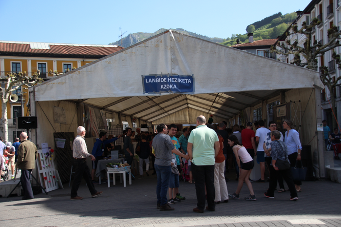 Erakusleiho bizi bat, lanbid 1 1524316713251