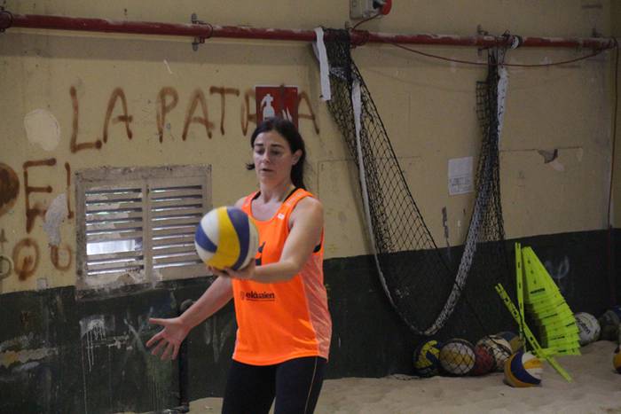 NESKEN 4X4 BOLEIBOL TXAPELKE 24 1508756185307