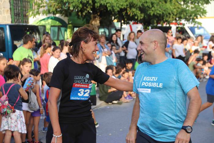 Elena Silvestre eta Xabier L 72 1567672457282