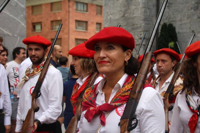 Santuek eta dantzariek poztu 8 1498312218720