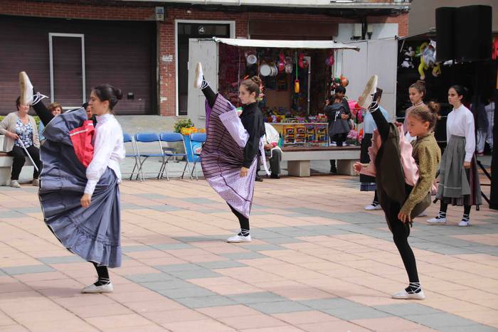 Euskal dantzek harrobia dute 36 1567950055254