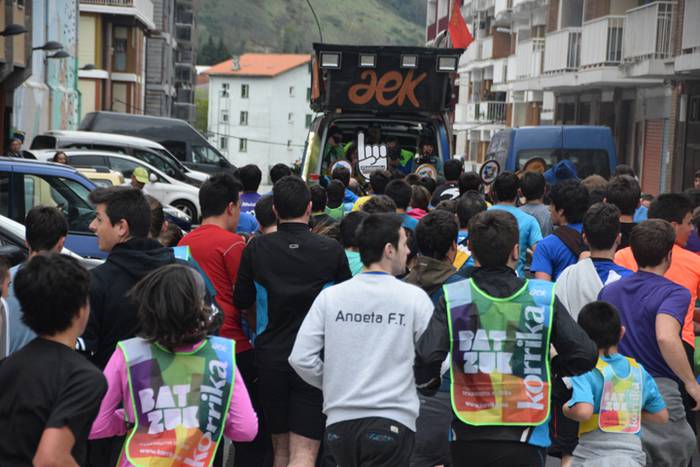 Euskararen ekilibristak 84 1491302450104