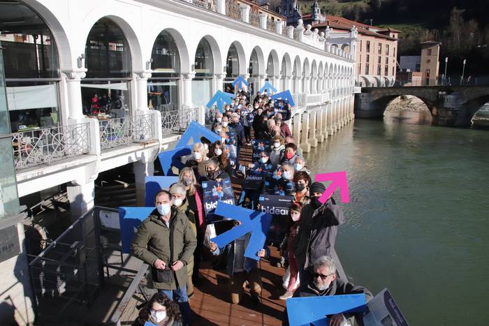 Sarek mobilizatzeko deia egin die herritarrei