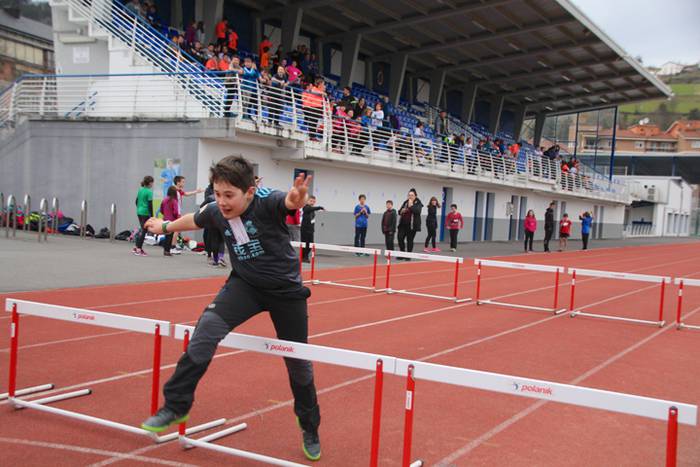 Eskola Txikien topaketak 420 9 1520602411166