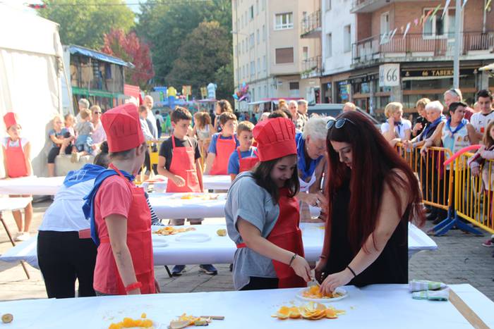 Auzoko txikiak sukaldari 13 1507903231488