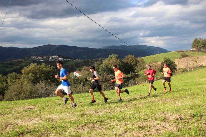 Iñaki Olano eta   irabazle E 36 1571509117857