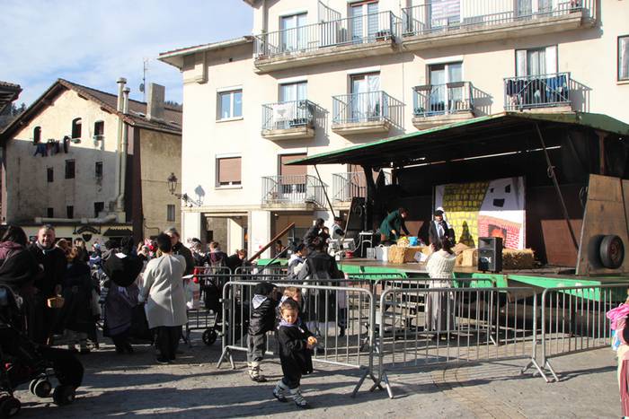 Gabon eskea eta olentzero 2015 136 1450964218074