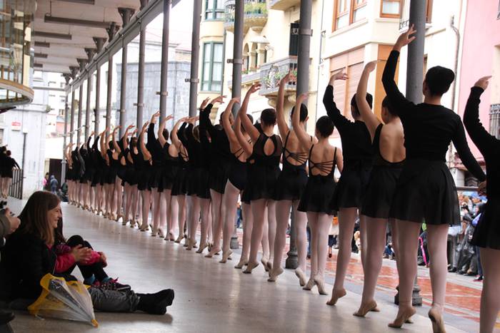 Zerkausiko barandan ballet i 29 1491139473636