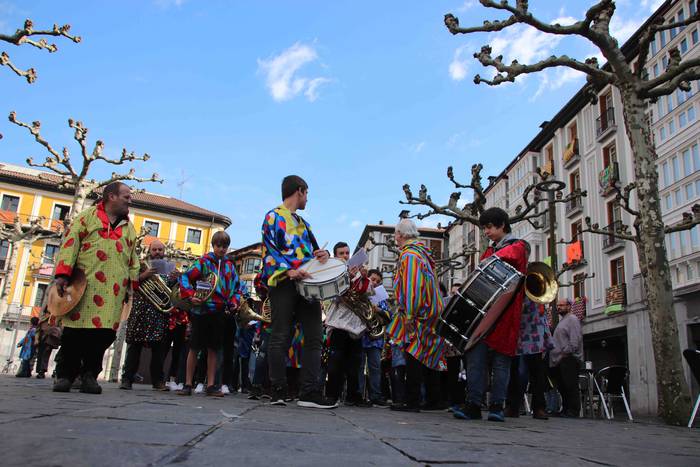 Txikitasunetik handitasunera 45 1551534881973