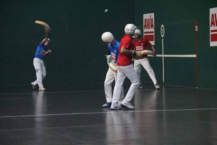 ZESTA PUNTA ELOLAREN OROIMEN 19 1512735386821