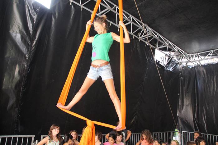 Zirkuaren aparretan murgilduta 25 1473012572095