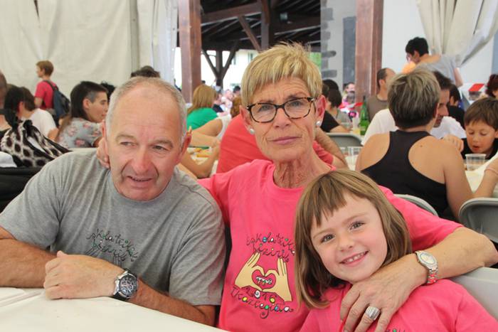 Ikaztegietako Eskola Txikiak Festa 86 1465744487466