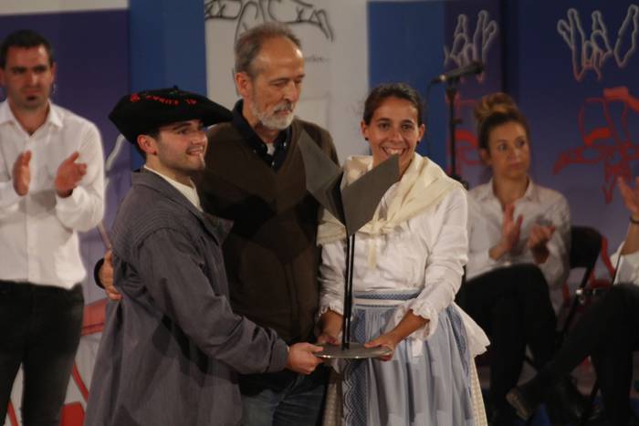 Txoriek kriskitinak joko bal 28 1508750201265