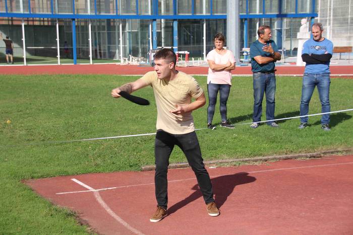 Berazubi auzoa txapel jaurti 44 1570973472091