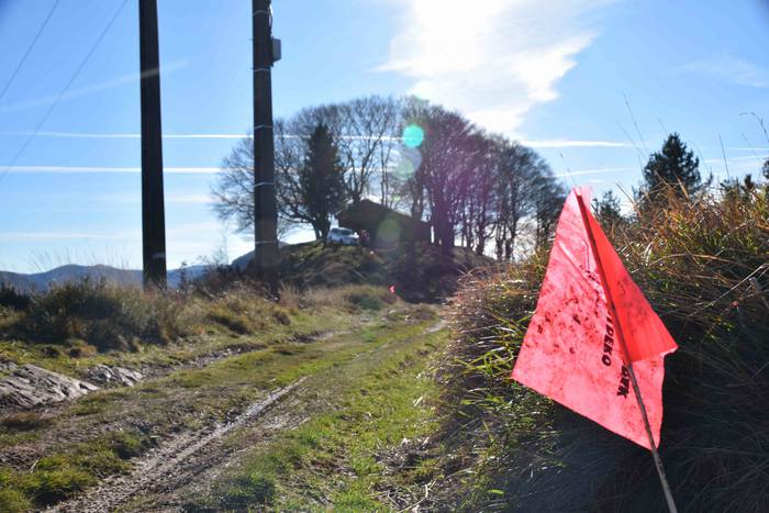 San Lorentzo gainean, trikit 1 1580657428733