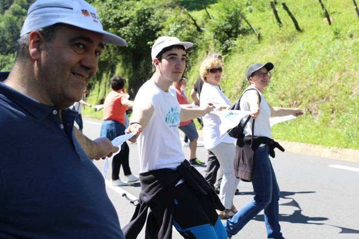 "Gu bezala, beste 100.000 za 87 1528637366728