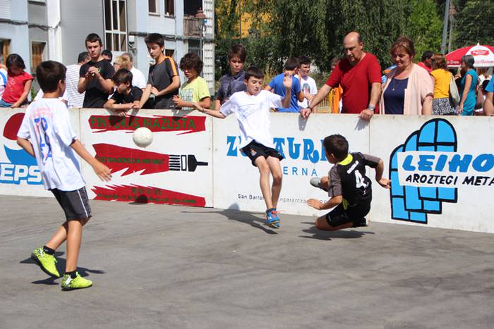 Ezin kirolik falta 2 1472319100427