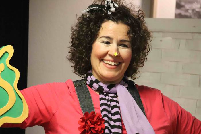 umorez esnatu dira hitzolari 1 1575808736208