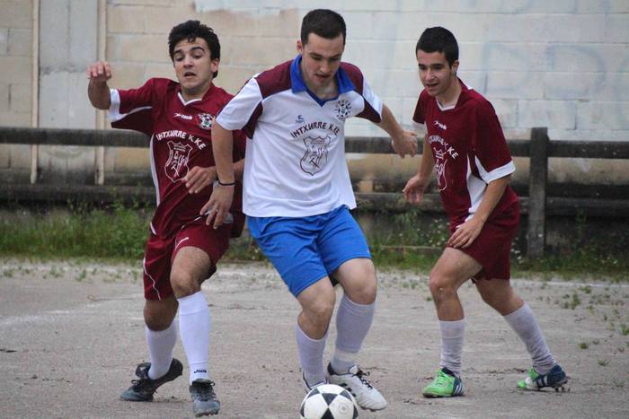 Elorriri gero arte, lagunart 7 1527361156298