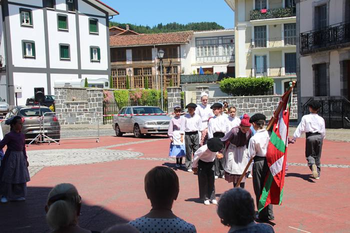 Giro onean ospatu dute Erret 3 1497796556163